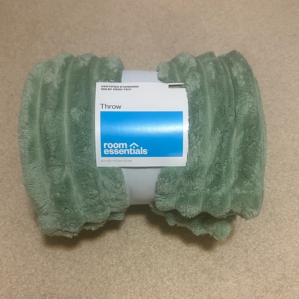 Room Essentials Plush Sage Green Throw Blanket
